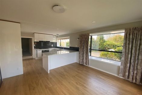 Photo of property in 15 Greers Road, Ilam, Christchurch, 8041