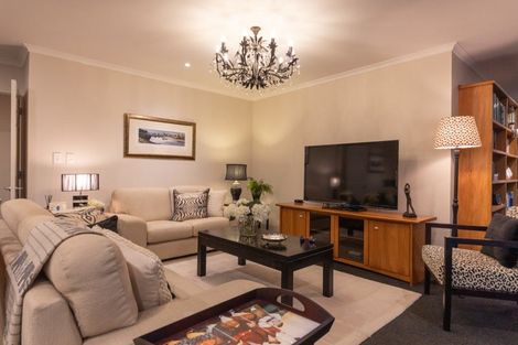 Photo of property in 86a Pahiatua Street, Hokowhitu, Palmerston North, 4410