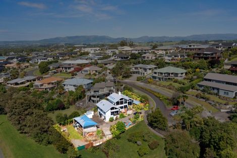 Photo of property in 28 Owen Place, Omokoroa, 3114