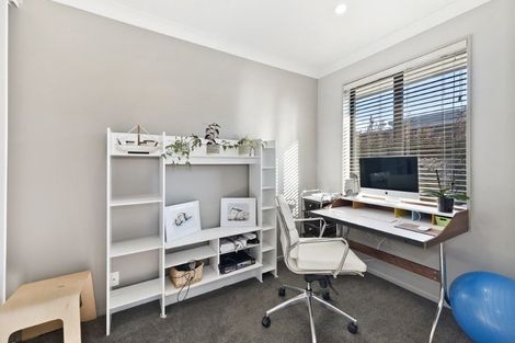 Photo of property in 29 Holbrook Way, Westmorland, Christchurch, 8025