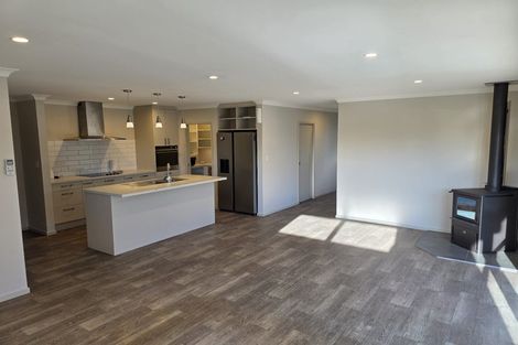 Photo of property in 6 Manganui Place, Te Awa, Napier, 4110