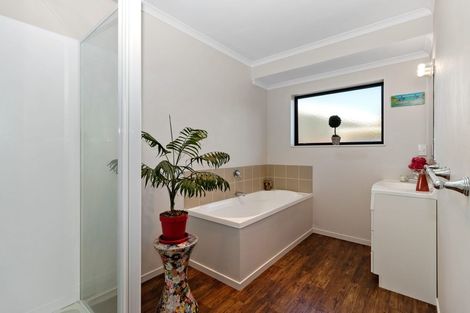 Photo of property in 1 Vogel Place, Te Aroha, 3320