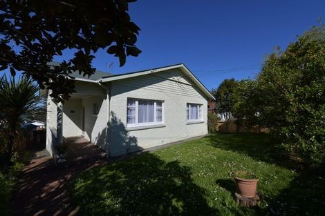 Photo of property in 492 Blockhouse Bay Road, Blockhouse Bay, Auckland, 0600