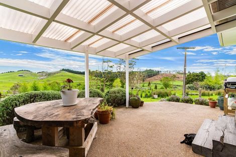Photo of property in 15 Massey Road, Waipu, 0582