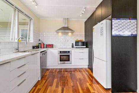 Photo of property in 31 Kahu Street, Utuhina, Rotorua, 3015