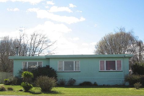 Photo of property in 25 Francis Drake Street, Waipukurau, 4200