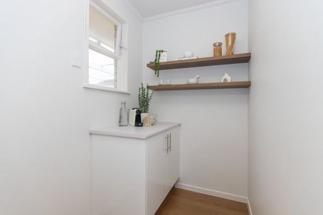 Photo of property in 95 Ruamahanga Crescent, Terrace End, Palmerston North, 4410