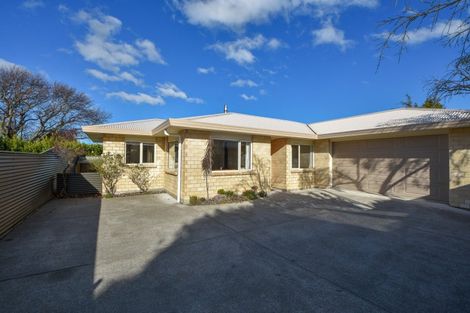 Photo of property in 242a High Street North, Carterton, 5713