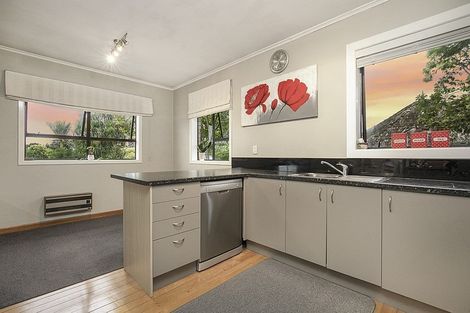 Photo of property in 10 Grierson Place, Pukekohe, 2120