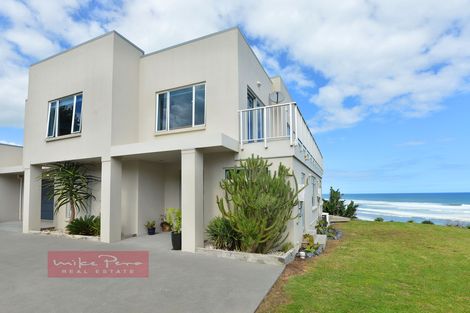 Photo of property in 20 Coates Avenue, Baylys Beach, Dargaville, 0377