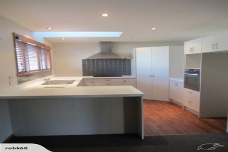 Photo of property in 15 Rochford Place, Bryndwr, Christchurch, 8052