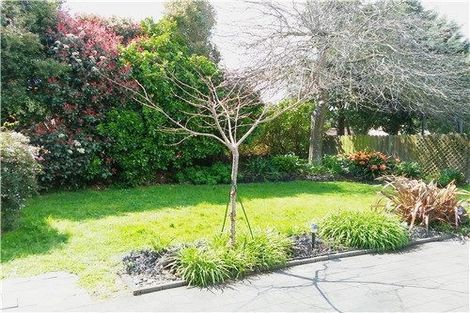 Photo of property in 17 Frank Nobilo Drive, Golflands, Auckland, 2013