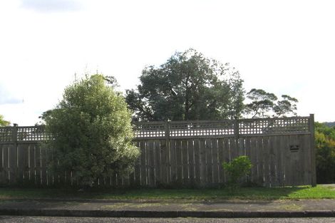 Photo of property in 6 Thomas Avenue, Te Atatu Peninsula, Auckland, 0610