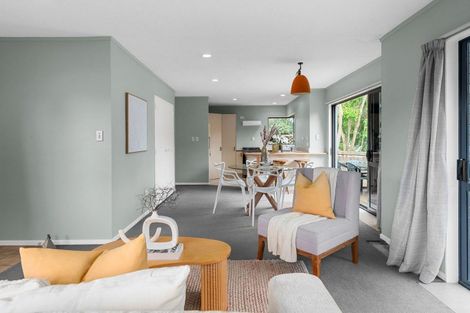 Photo of property in 23 Kingsway Crescent, Forest Lake, Hamilton, 3200