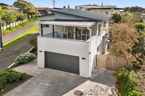 Photo of property in 24a Nathan Avenue, Paraparaumu Beach, Paraparaumu, 5032