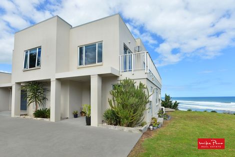 Photo of property in 20 Coates Avenue, Baylys Beach, Dargaville, 0377