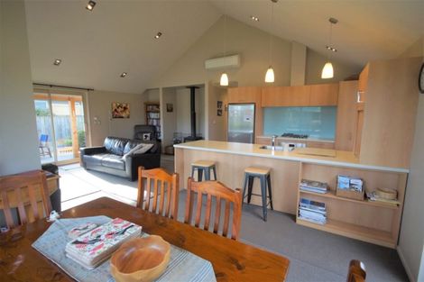 Photo of property in 2 Grantham Drive, Hanmer Springs, 7334