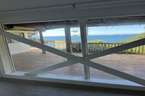 Photo of property in 10 Sykes Avenue, Hatfields Beach, Orewa, 0931