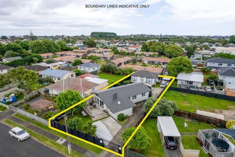 Photo of property in 32 Mervan Street, Mangere East, Auckland, 2024