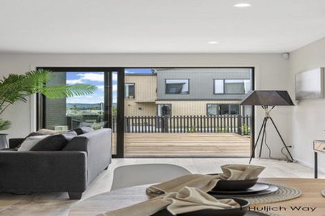 Photo of property in 5 Huljich Way, Hobsonville, Auckland, 0616