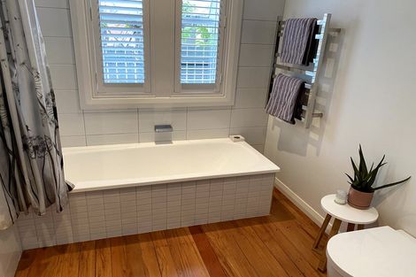 Photo of property in 107 Hamilton Avenue, Ilam, Christchurch, 8041