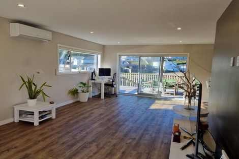 Photo of property in 22 Rochdale Drive, Churton Park, Wellington, 6037