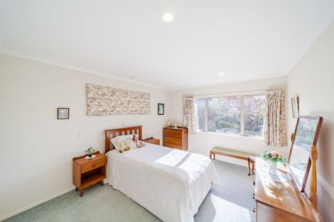 Photo of property in 8 Belgrove Place, Waipukurau, 4200