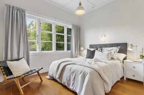 Photo of property in 70 Pleasant Road, Glen Eden, Auckland, 0602