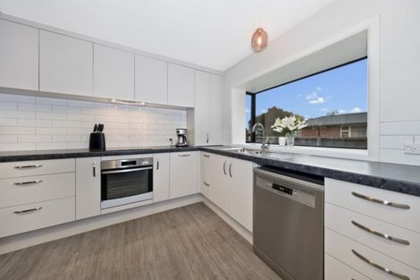 Photo of property in 27 Claridges Road, Casebrook, Christchurch, 8051