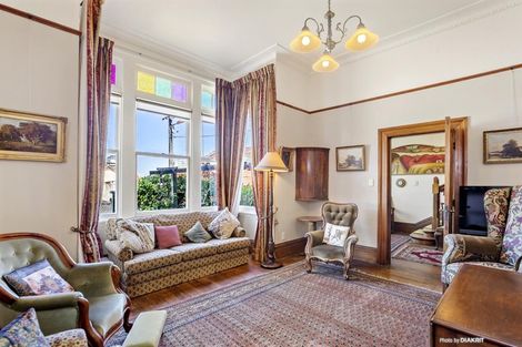 Photo of property in 11 Guildford Terrace, Thorndon, Wellington, 6011