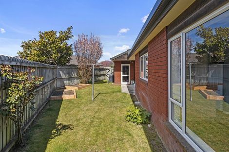 Photo of property in 2/24 Sea Eagles Place, North New Brighton, Christchurch, 8083