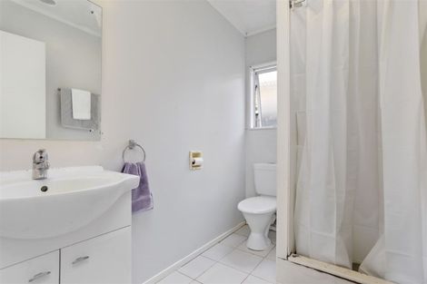 Photo of property in 5 Dennis Road, Papatoetoe, Auckland, 2025