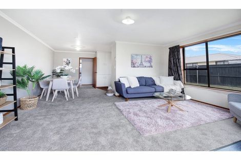 Photo of property in 2/5 Pegasus Avenue, North New Brighton, Christchurch, 8083