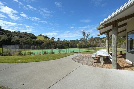 Photo of property in 53 Rautahi Terrace, Redvale, Albany, 0792