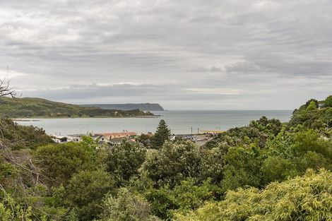 Photo of property in 44 Acheron Road, Paremata, Porirua, 5026