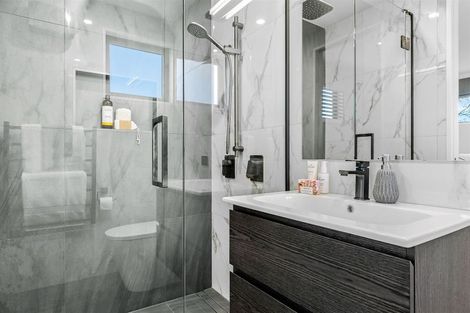 Photo of property in 30b Glandovey Road, Fendalton, Christchurch, 8052