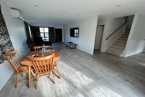 Photo of property in 16b Romney Place, Manurewa, Auckland, 2102