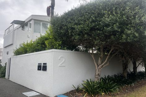 Photo of property in 1/2 Holiday Road, Milford, Auckland, 0620