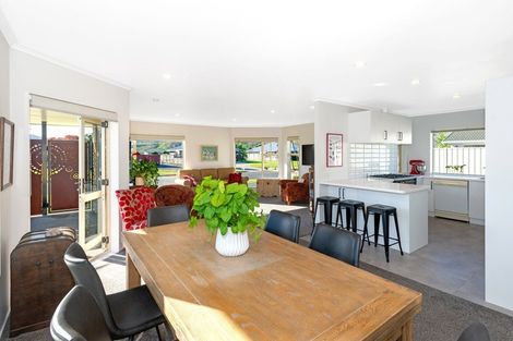 Photo of property in 60 Potae Avenue, Lytton West, Gisborne, 4010