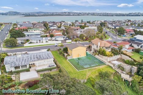 Photo of property in 116a Clovelly Road, Bucklands Beach, Auckland, 2012