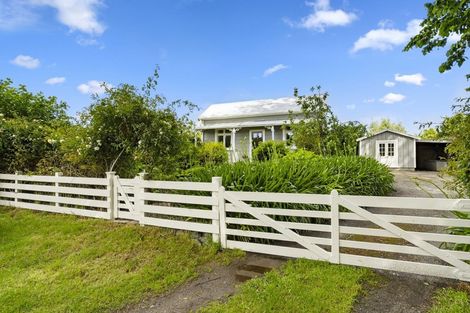 Photo of property in 90 Cemetery Road, Sanson, Palmerston North, 4479