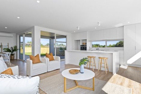 Photo of property in 18 Maluma Close, Ohauiti, Tauranga, 3112