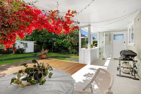 Photo of property in 9 Anaru Place, Awapuni, Palmerston North, 4412