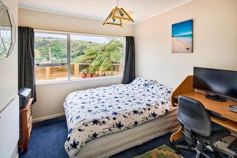 Photo of property in 17 Haunui Road, Pukerua Bay, 5026