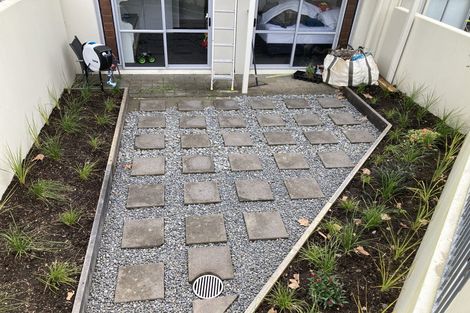 Photo of property in 5e/71 Spencer Road, Oteha, Auckland, 0632