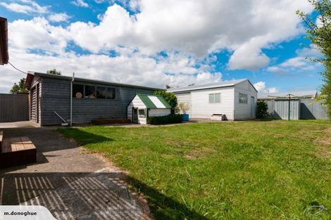 Photo of property in 2a Montrose Place, Takaro, Palmerston North, 4412