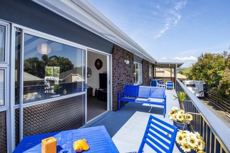 Photo of property in 136 Dickson Road, Papamoa Beach, Papamoa, 3118