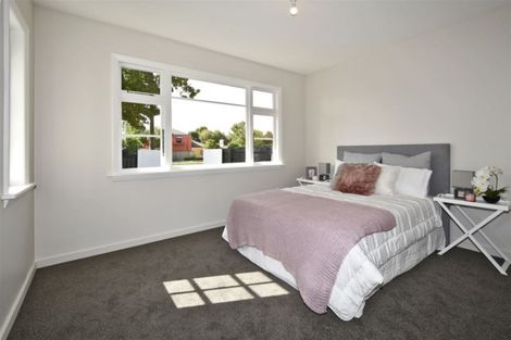 Photo of property in 219a Main North Road, Redwood, Christchurch, 8051