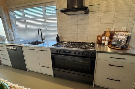 Photo of property in 5 Burness Road, Greenmeadows, Napier, 4112