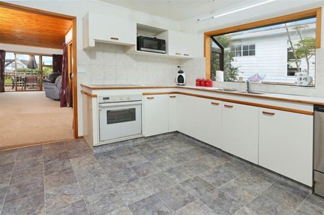 Photo of property in 20 Palomino Drive, Henderson, Auckland, 0612